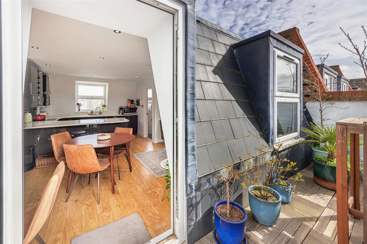 Malden Road, London, NW5, photo 17