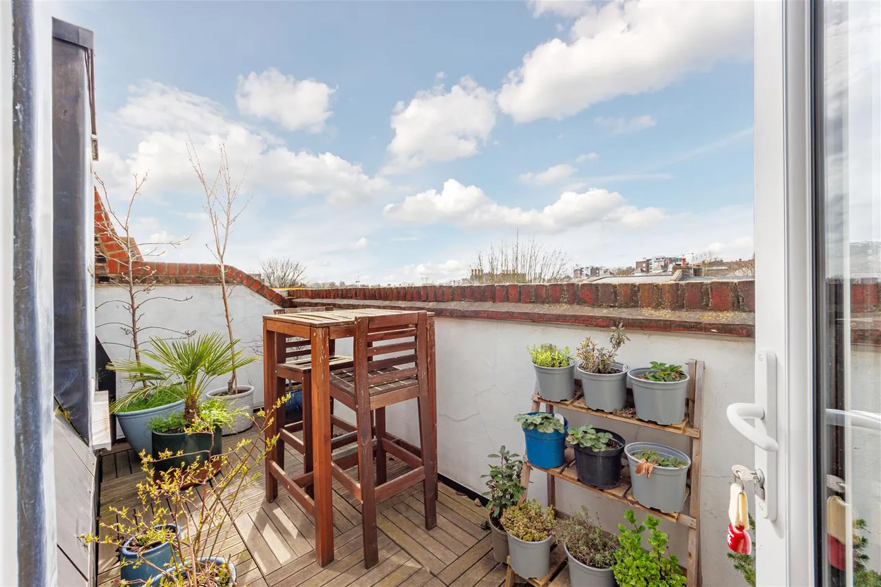Malden Road, London, NW5, photo 16