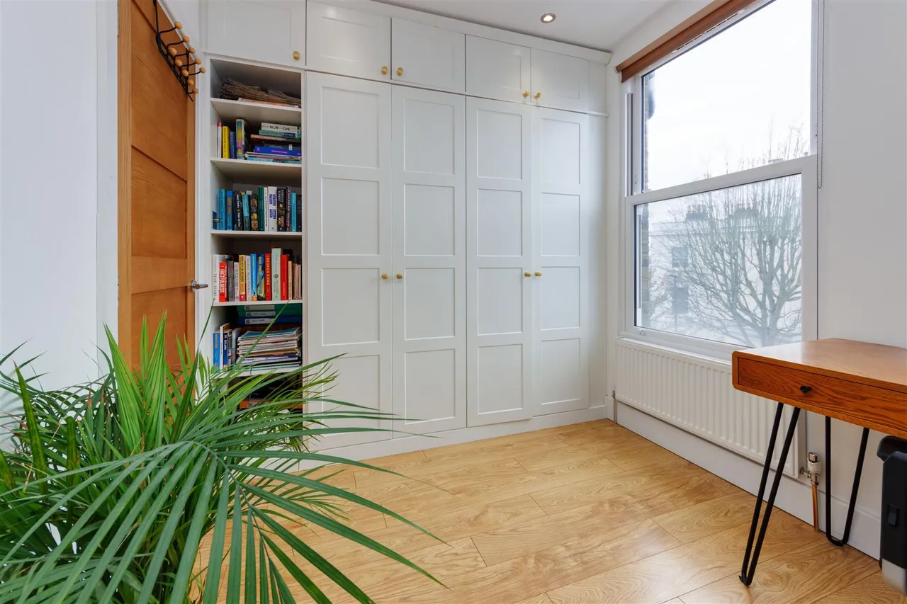 Malden Road, London, NW5, photo 9