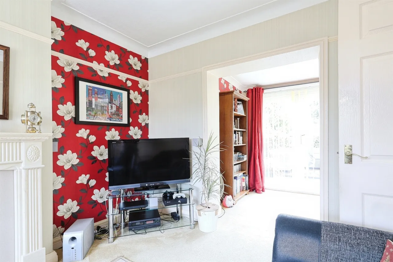 Barwick Road, Leeds, photo 5