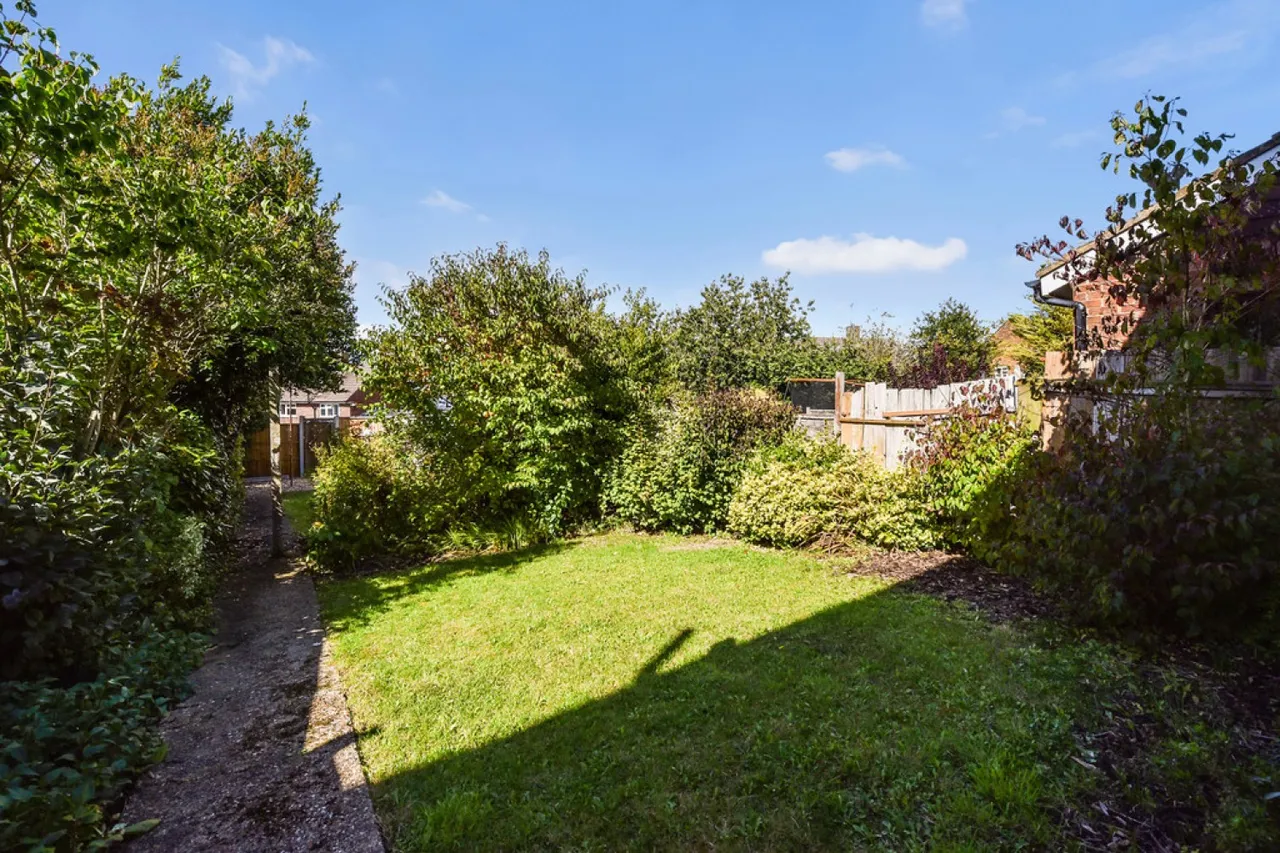 Shepherds Road, Winchester, photo 10