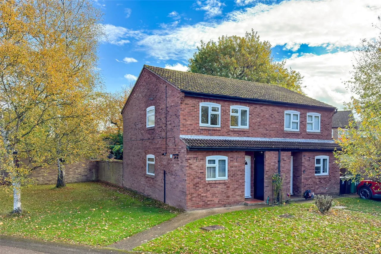 3 bed house for sale — Runcie Close, St. Albans, Hertfordshire, AL4 9AX