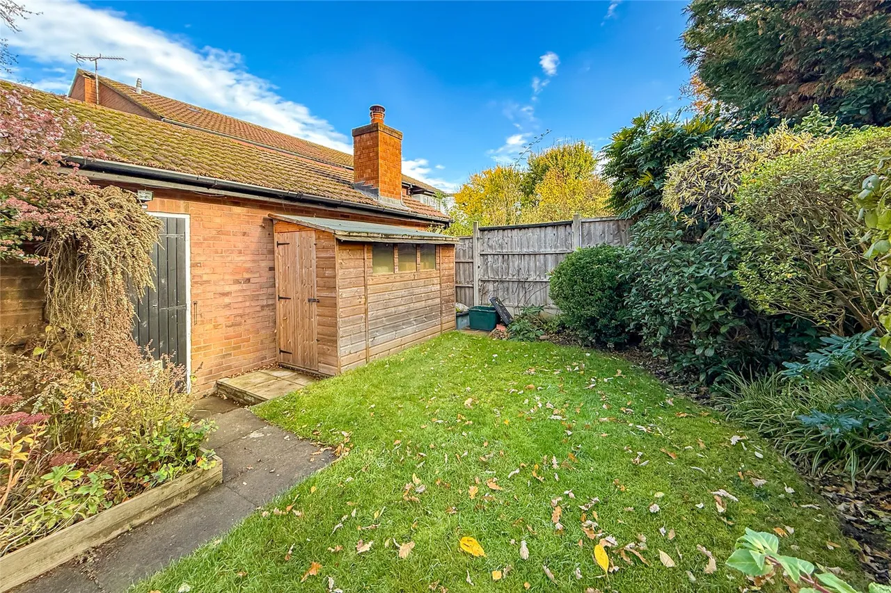 Runcie Close, St. Albans, Hertfordshire, AL4 9AX, photo 18
