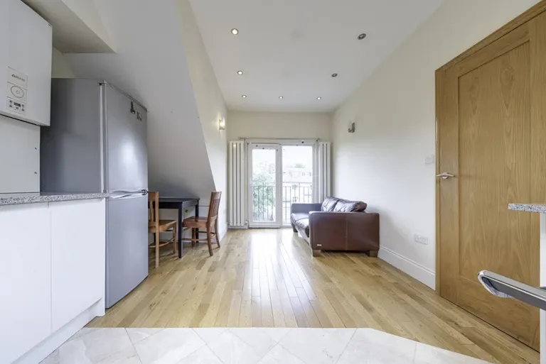 Westbere Road, West Hampstead, NW2 3RU, photo 2