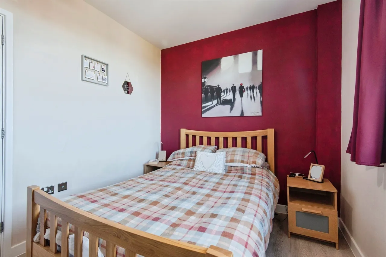 Kings Road, Stevenage, photo 9