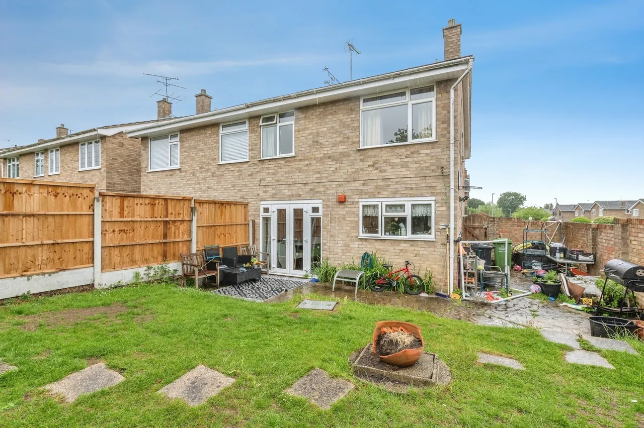 4 bed house for sale — Hollyford, Billericay, Essex, CM11
