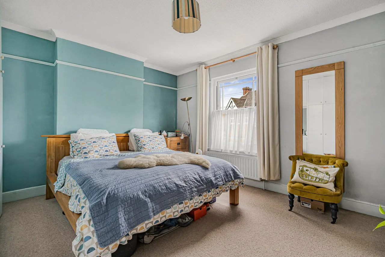Hale Road, Farnham, GU9, photo 5