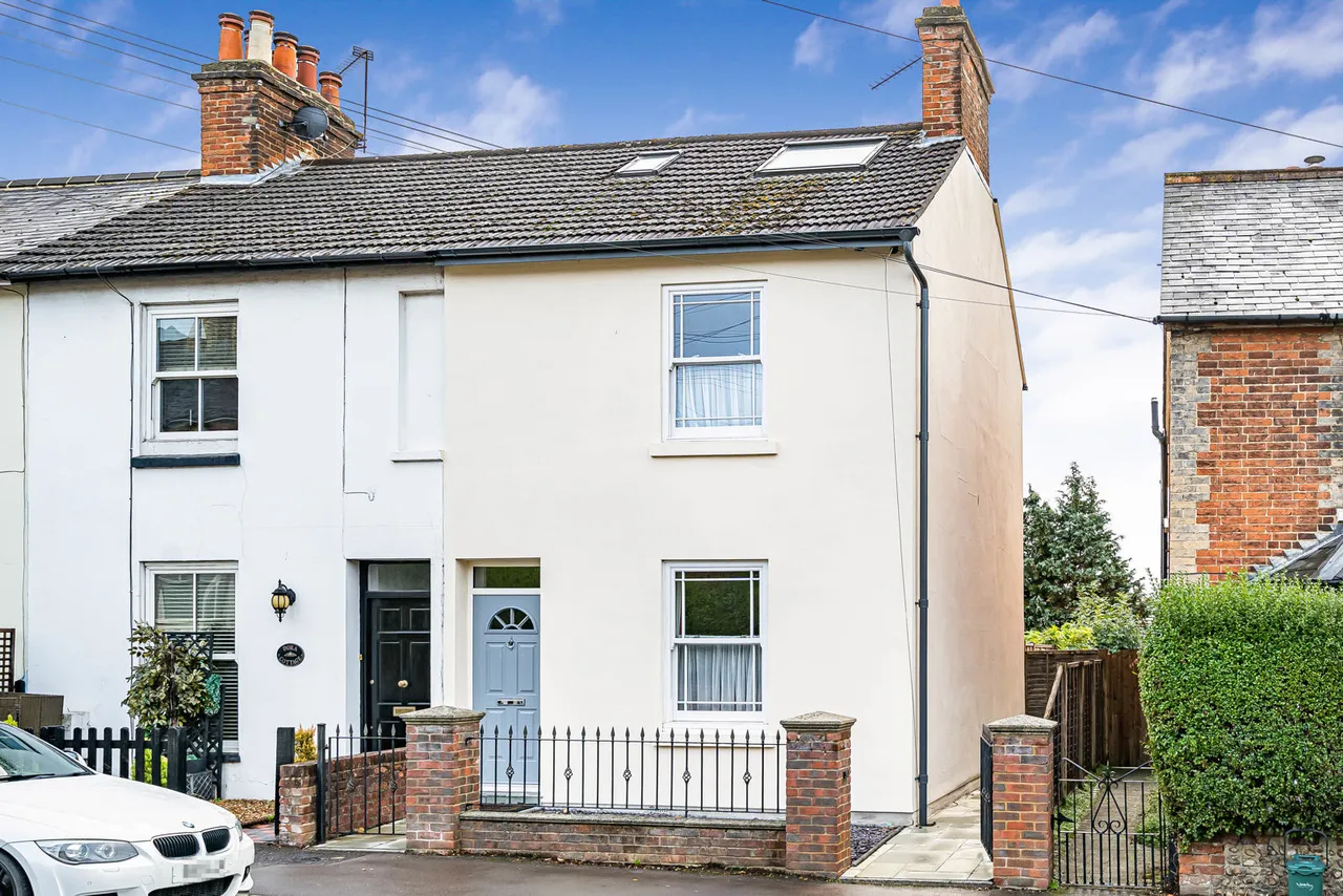 Hale Road, Farnham, GU9, photo 12