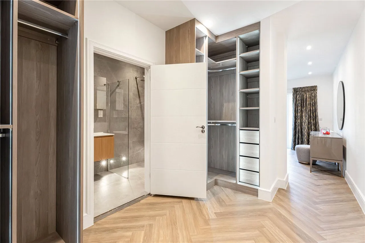 Chase Side, Southgate, London, N14 4PR, photo 12