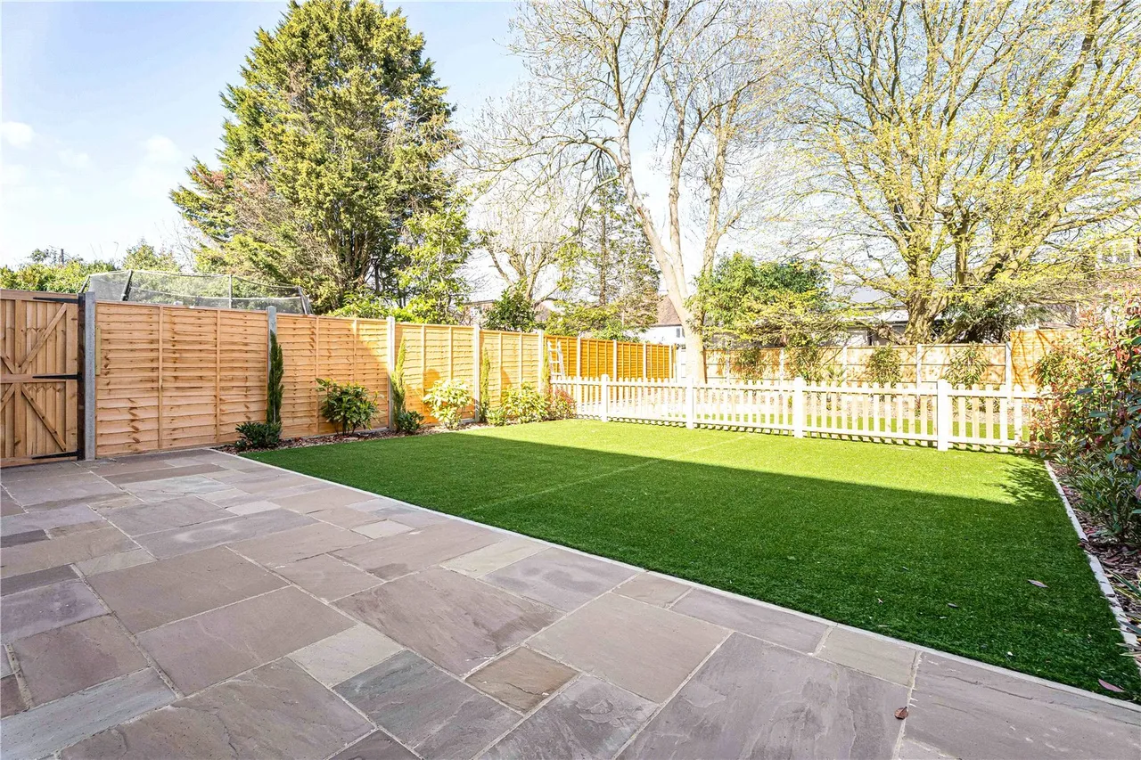 Chase Side, Southgate, London, N14 4PR, photo 19
