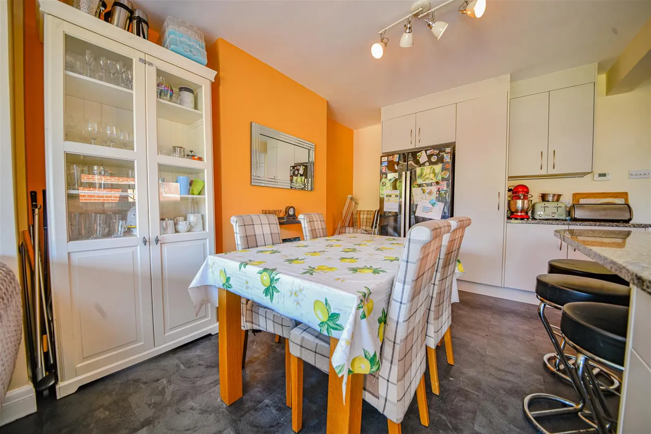 Fair Oak Road, Bishopstoke, SO50, photo 7