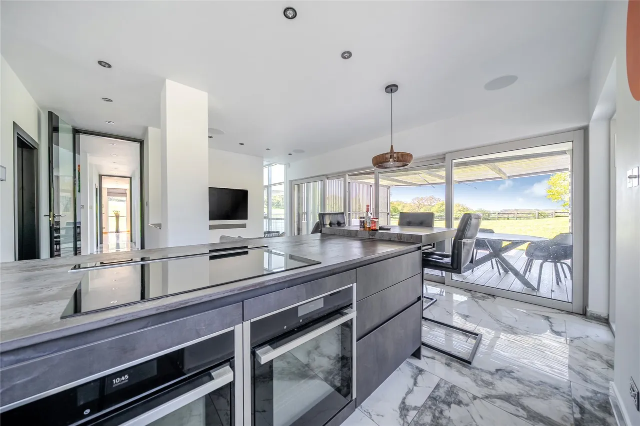 Skeet Hill Lane, Chelsfield, BR6, photo 17