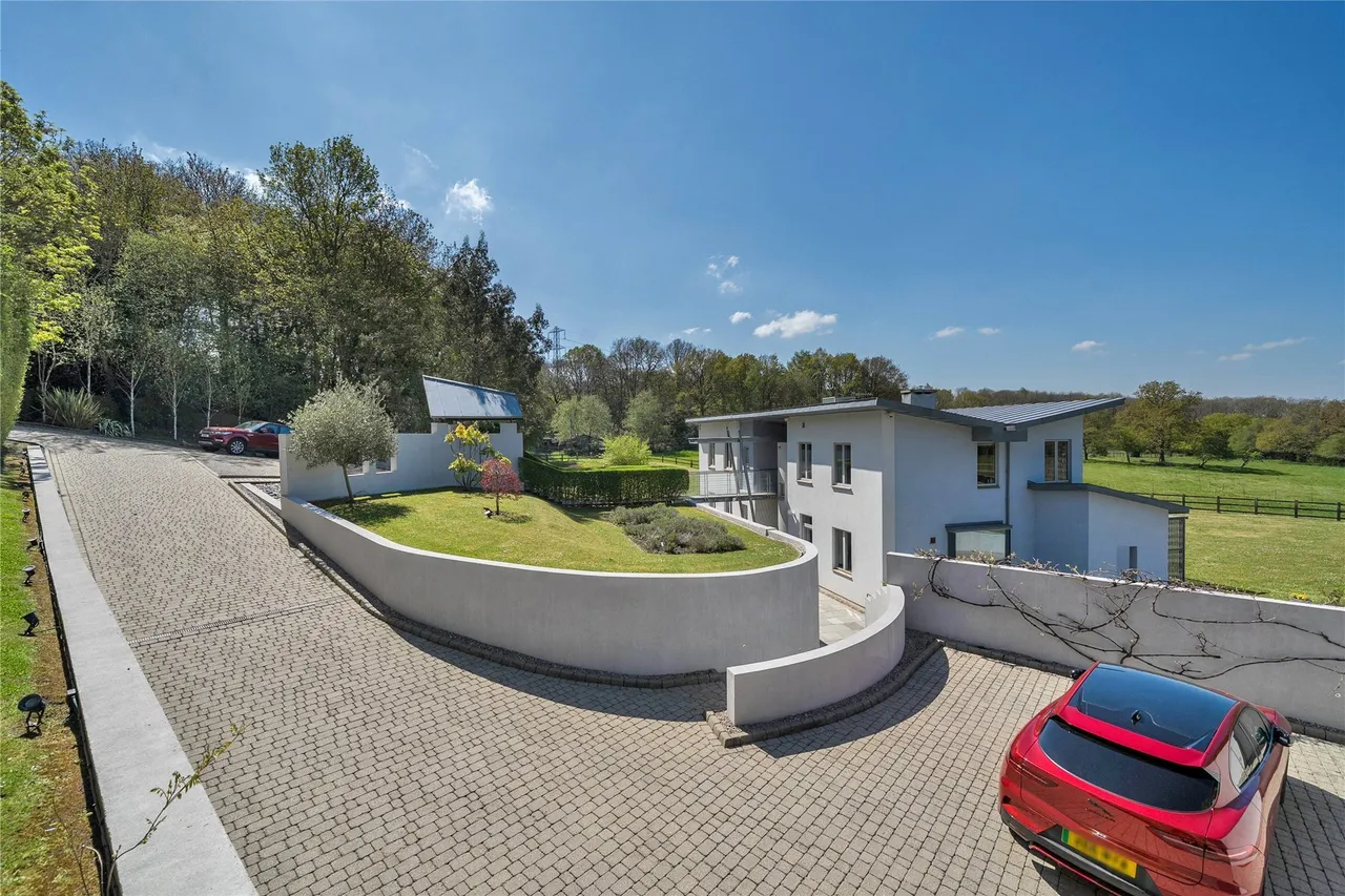 Skeet Hill Lane, Chelsfield, BR6, photo 3