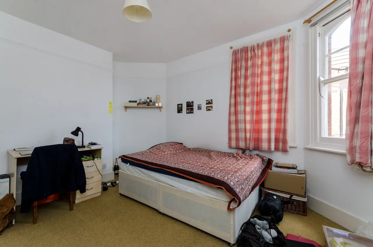 20 Milton Mansions, Queens Club Gardens, London, photo 9