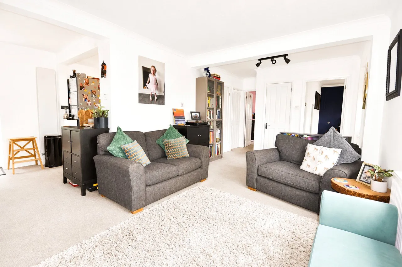 Cherry Tree Road, Milford, GU8, photo 3