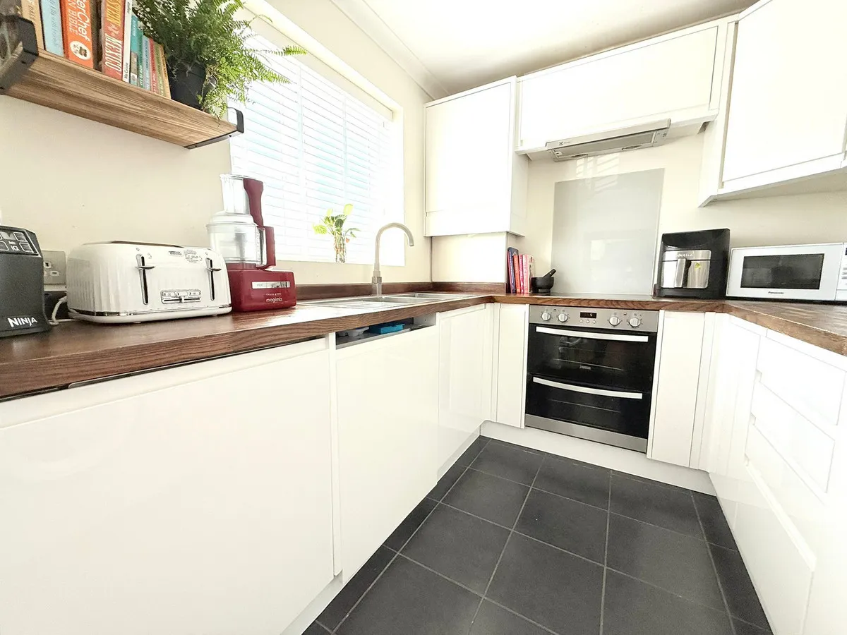 Borehamwood, WD6, photo 6