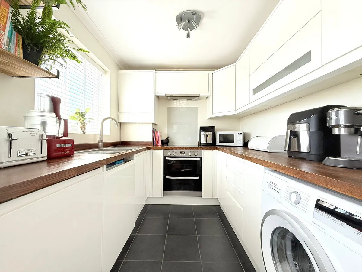 Borehamwood, WD6, photo 5
