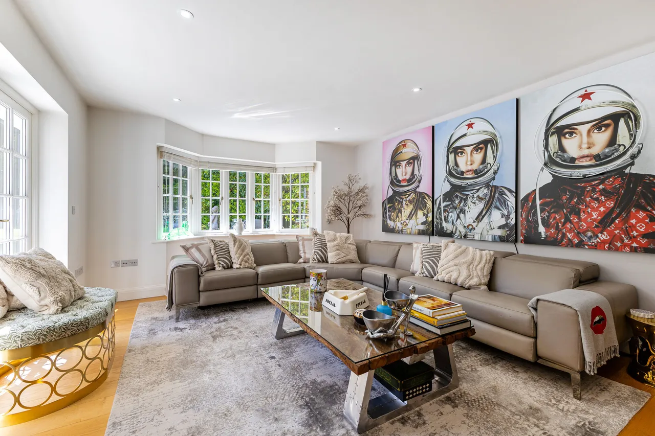 Woodland Way, Kingswood, KT20, photo 12