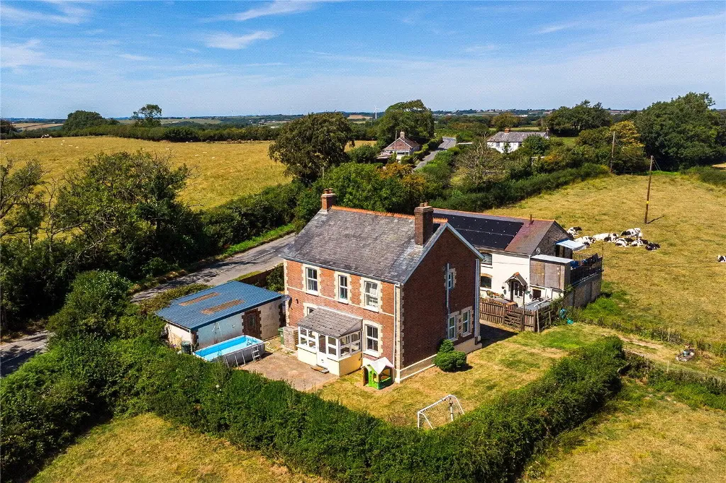 3 bed house for sale, Shebbear, Beaworthy, EX21