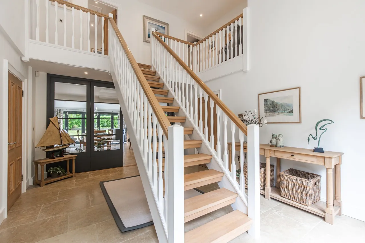 Luxury Coastal Living in the Heart of, photo 10