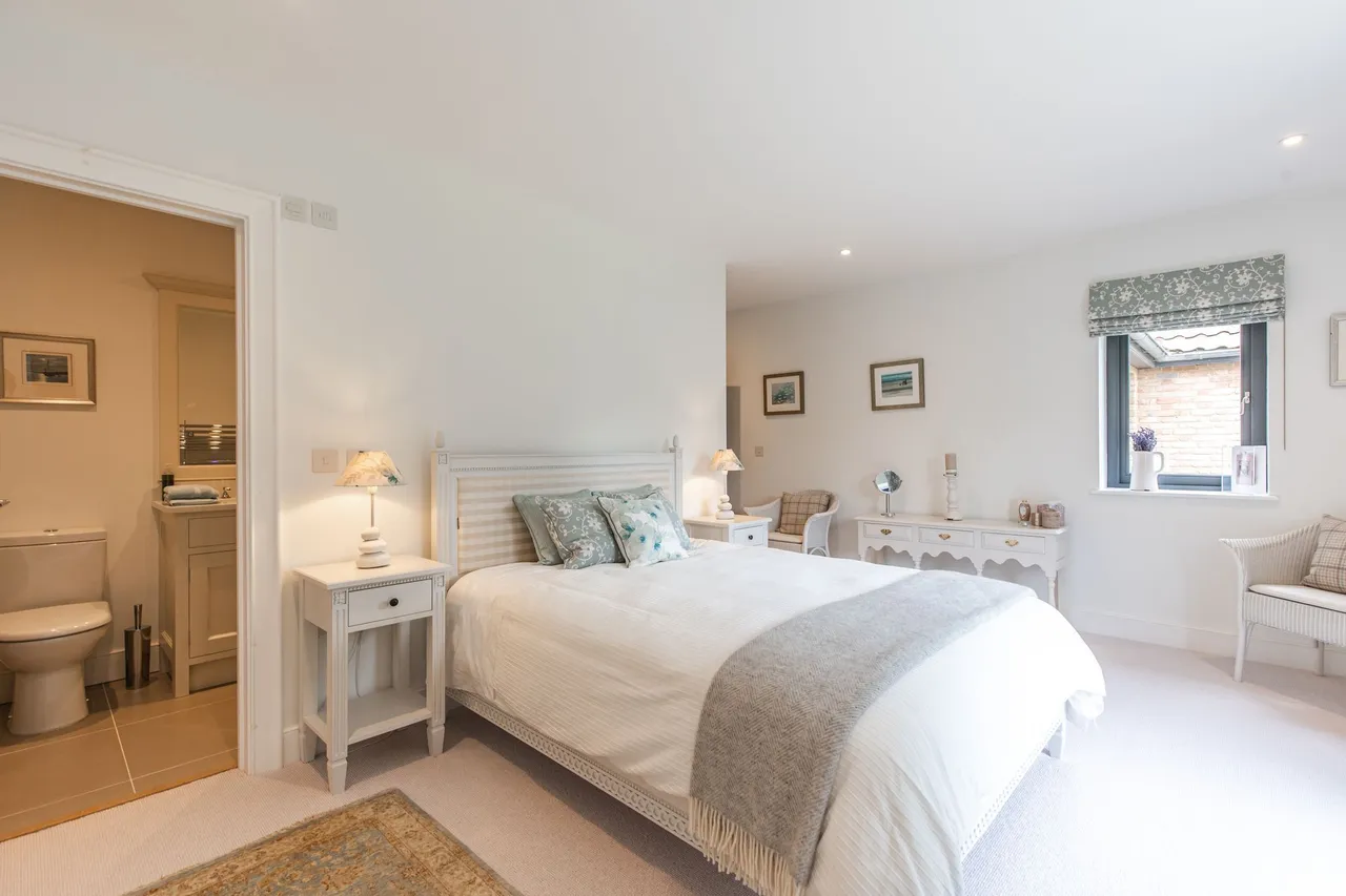 Luxury Coastal Living in the Heart of, photo 21