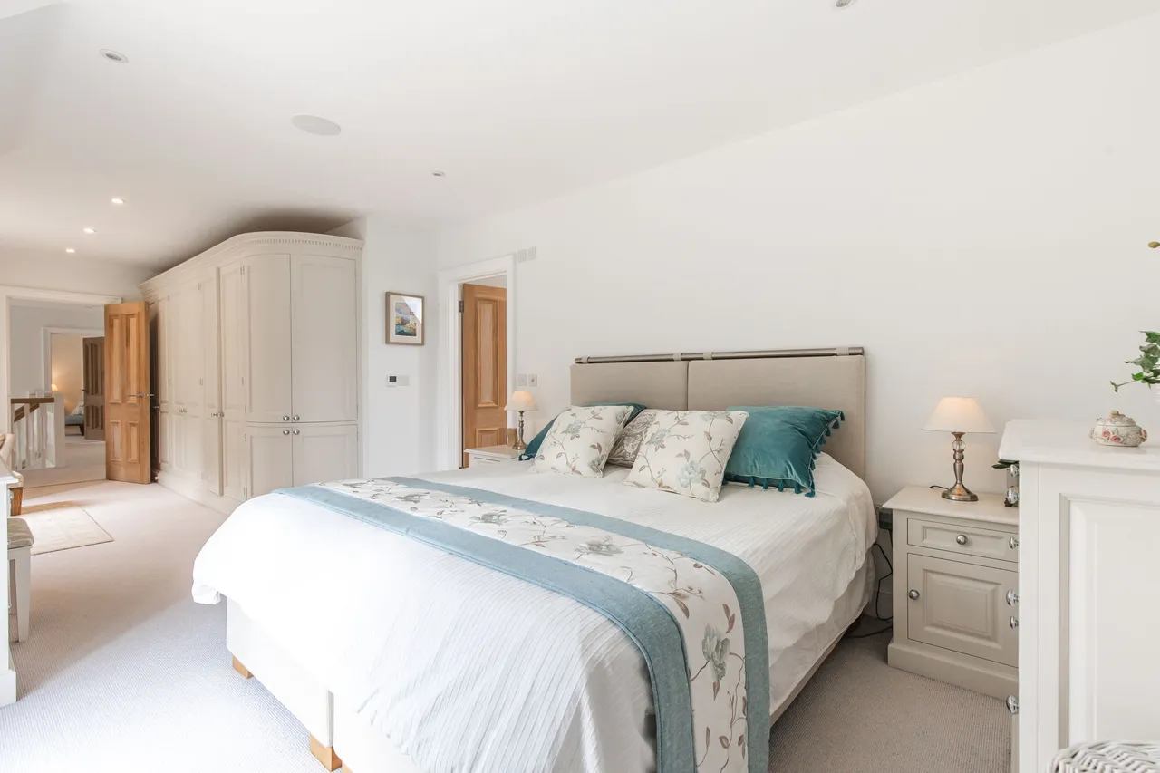 Luxury Coastal Living in the Heart of, photo 12
