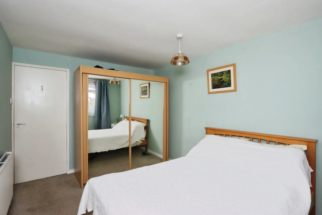 Hollinsend Road, Sheffield, South Yorkshire, S12, photo 7