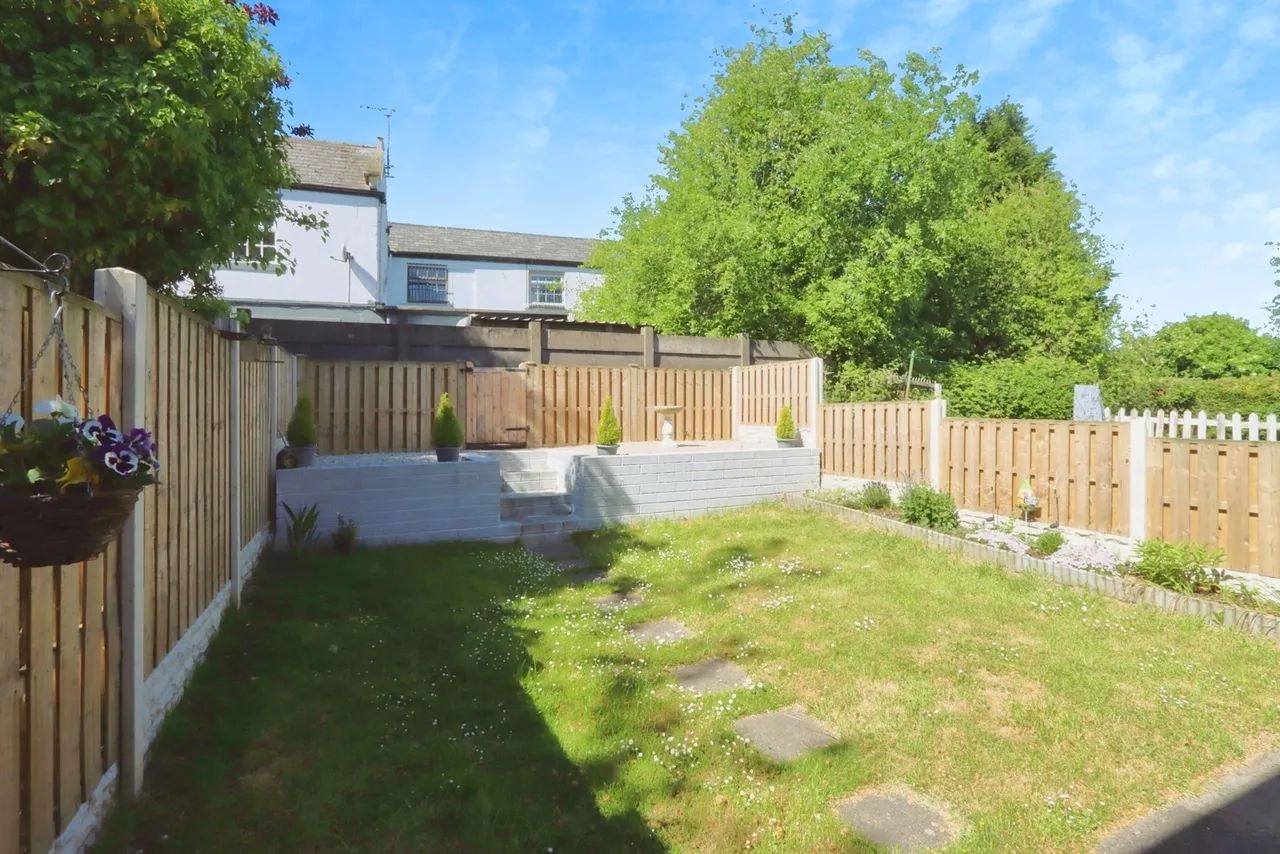 Hollinsend Road, Sheffield, South Yorkshire, S12, photo 4