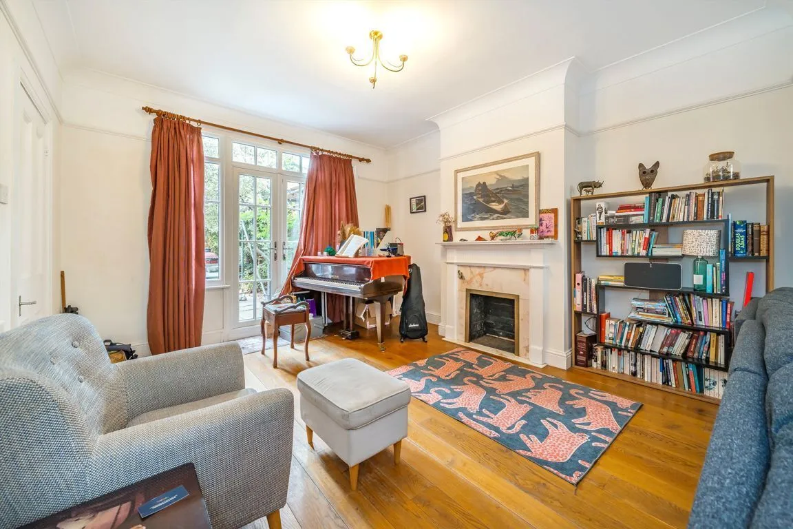 Tennyson Avenue, TW1, photo 5