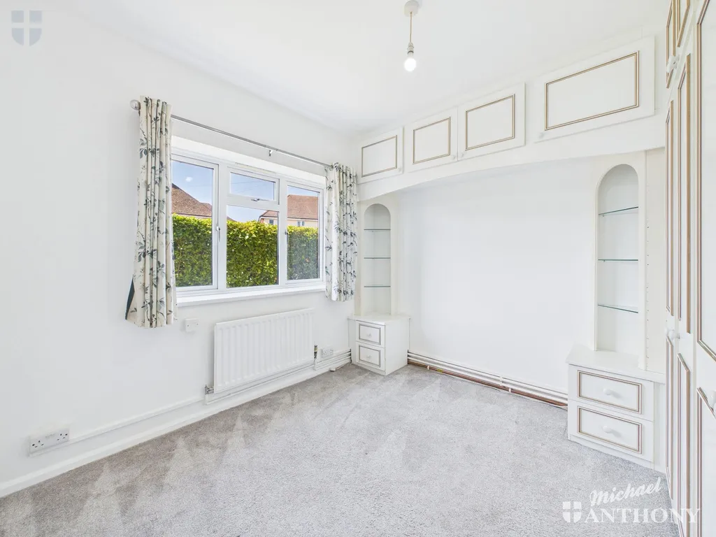 Russell Court, Old Stoke Road, Aylesbury, HP21 8DF, photo 7