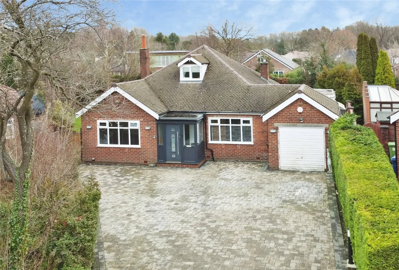 Glandon Drive, Cheadle Hulme, Cheadle, Greater Manchester, SK8, photo 4