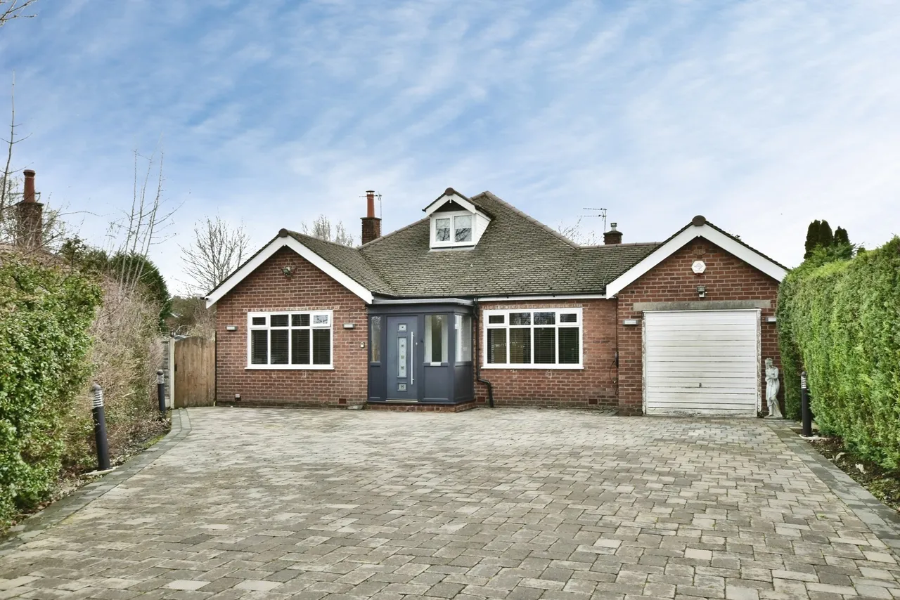 Glandon Drive, Cheadle Hulme, Cheadle, Greater Manchester, SK8, photo 11