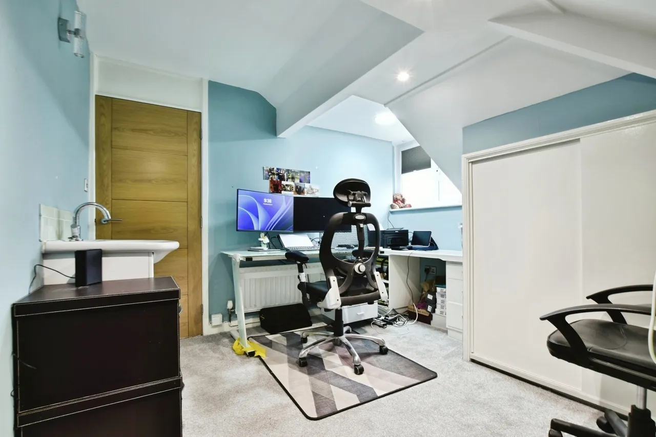 Glandon Drive, Cheadle Hulme, Cheadle, Greater Manchester, SK8, photo 14