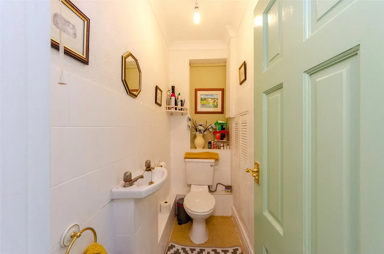 Abergele Road, Llanddulas, photo 11