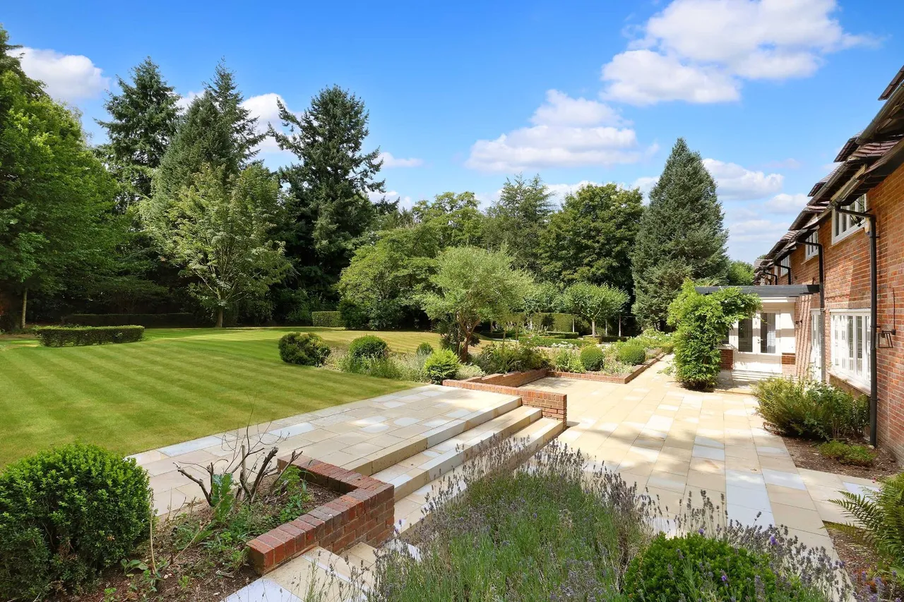 Nightingales Lane, Chalfont St. Giles, HP8, photo 23