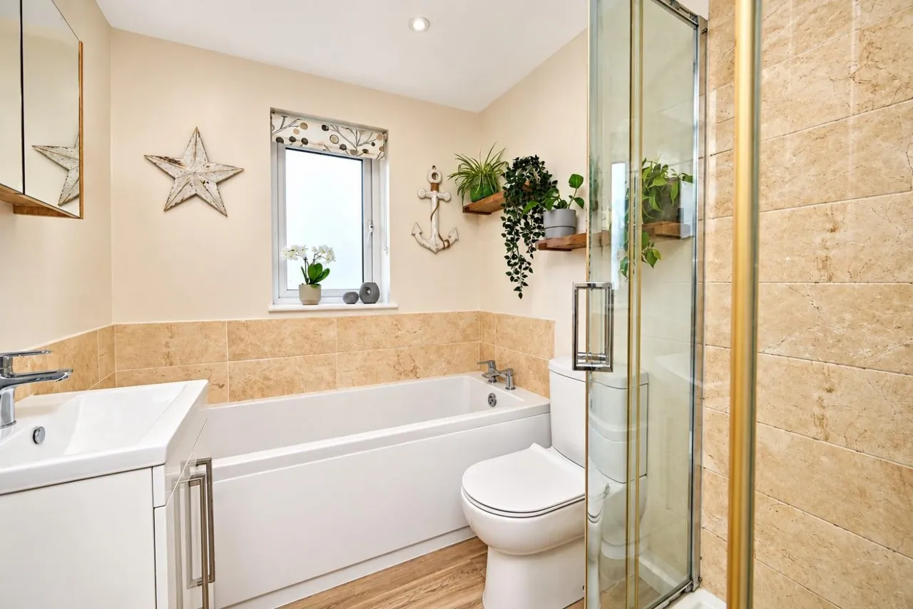 South View, Horsforth, LS18, photo 14