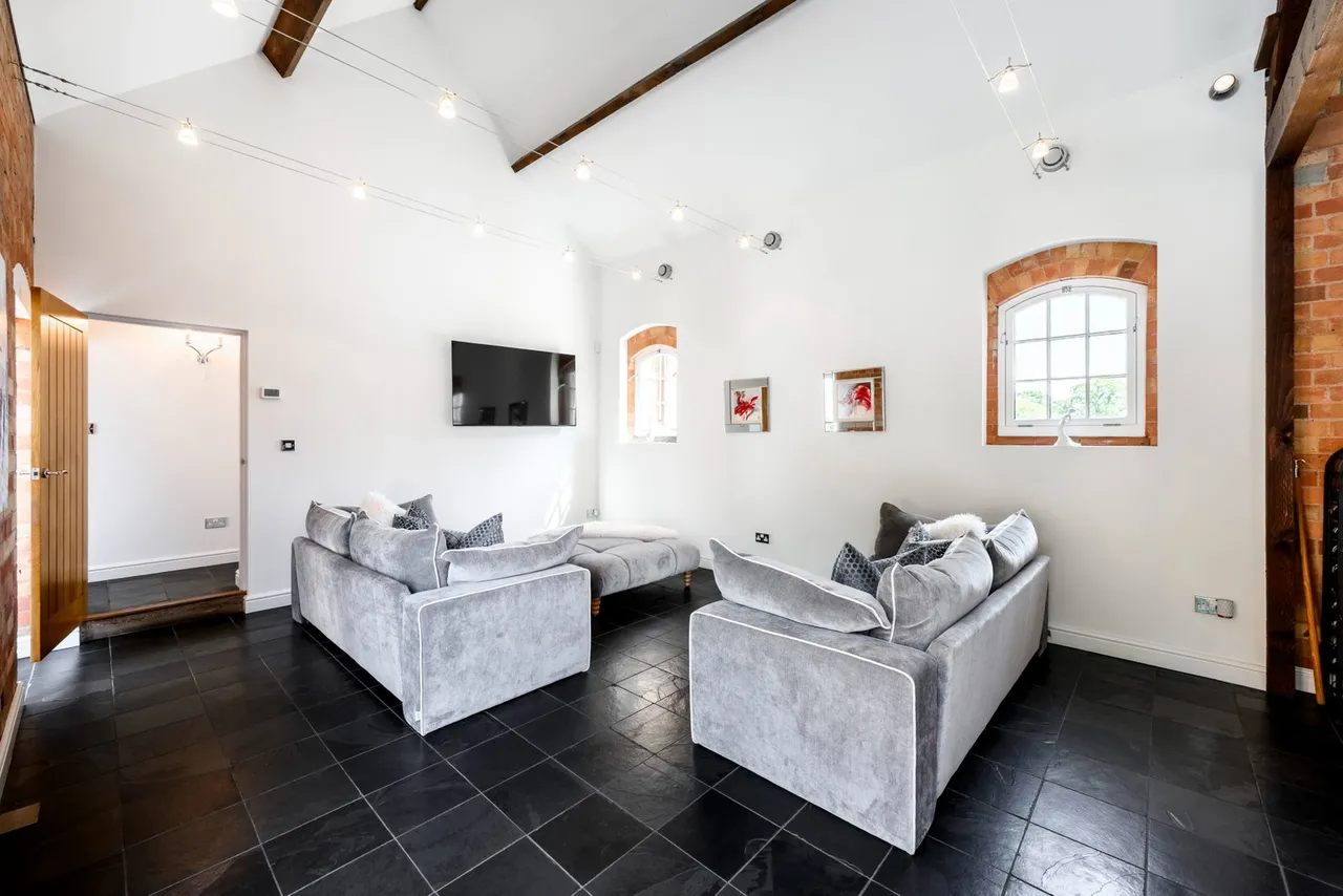 The Coach House. Tatenhill Common, Rangemore, DE13 9RS, photo 5