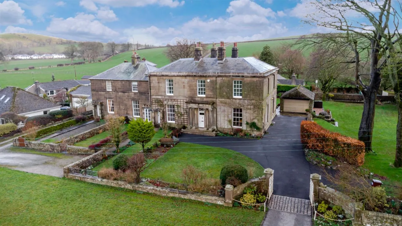 3 bed house for sale — Craigvar, Peel Green, Hellifield, Skipton
