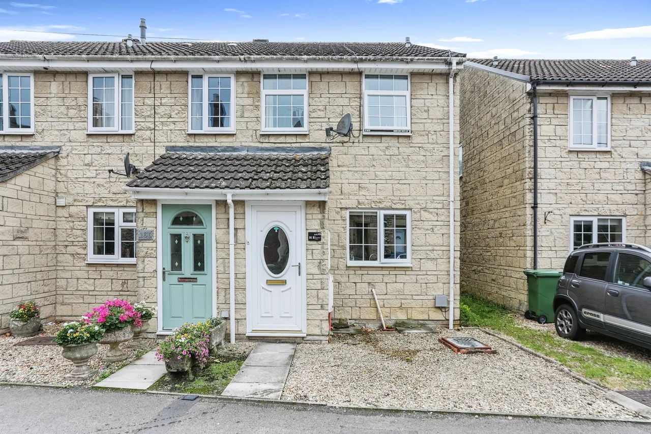 2 bed house for sale — The Pippin, Calne, Wiltshire, SN11