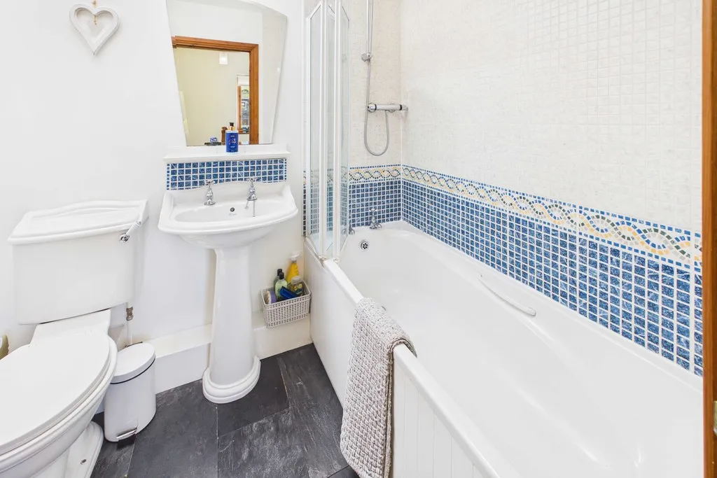 Abbots Vue, Backbarrow, LA12, photo 16