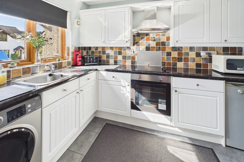 Abbots Vue, Backbarrow, LA12, photo 13