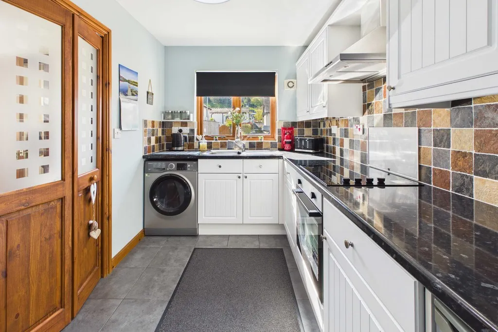 Abbots Vue, Backbarrow, LA12, photo 5