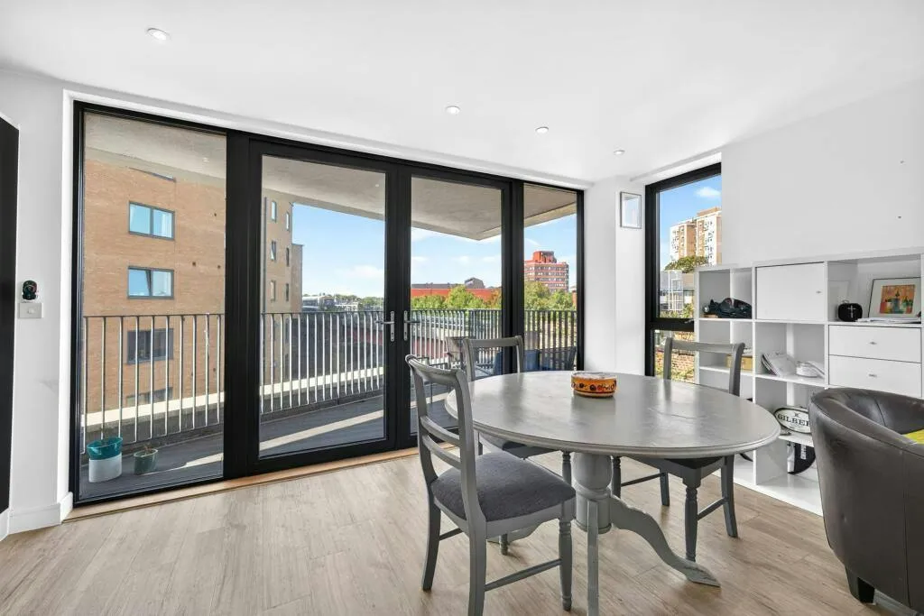 Coal Lane, SW9, photo 12