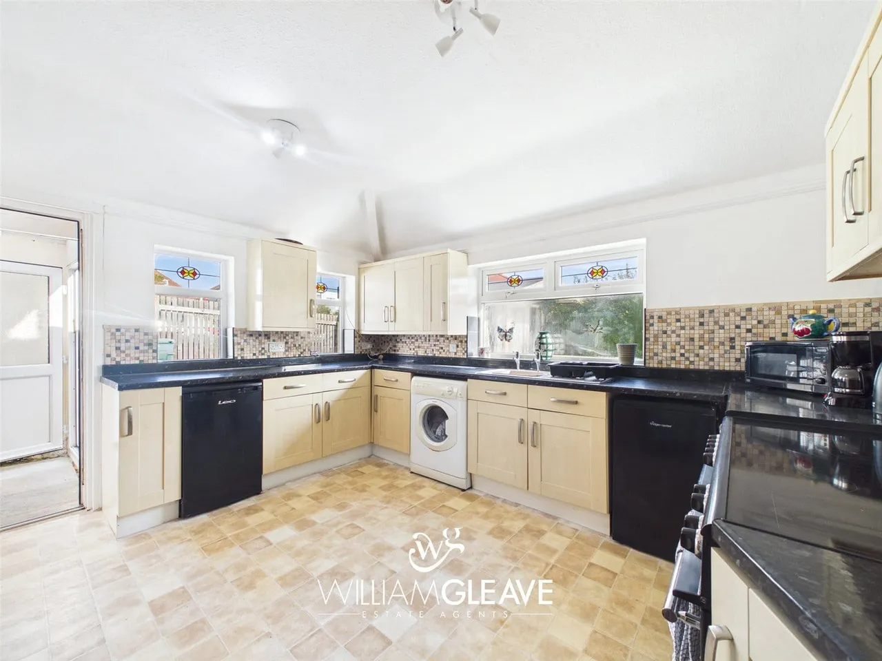 St. Hilarys Drive, Deganwy, Conwy, LL31 9SS, photo 9