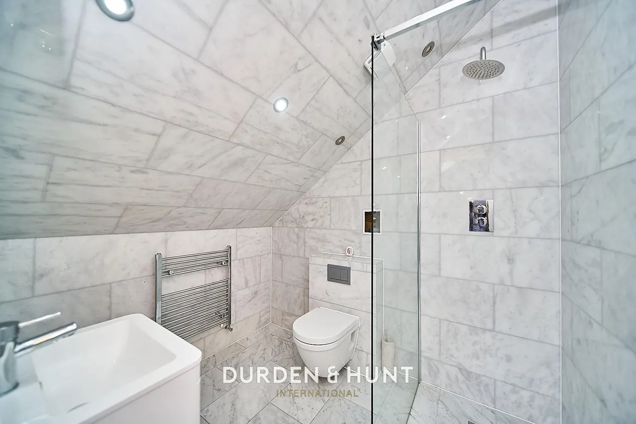Eden Avenue, Chigwell, IG7, photo 14