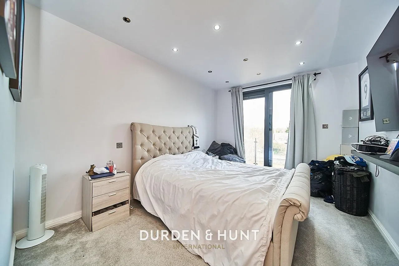 Eden Avenue, Chigwell, IG7, photo 12