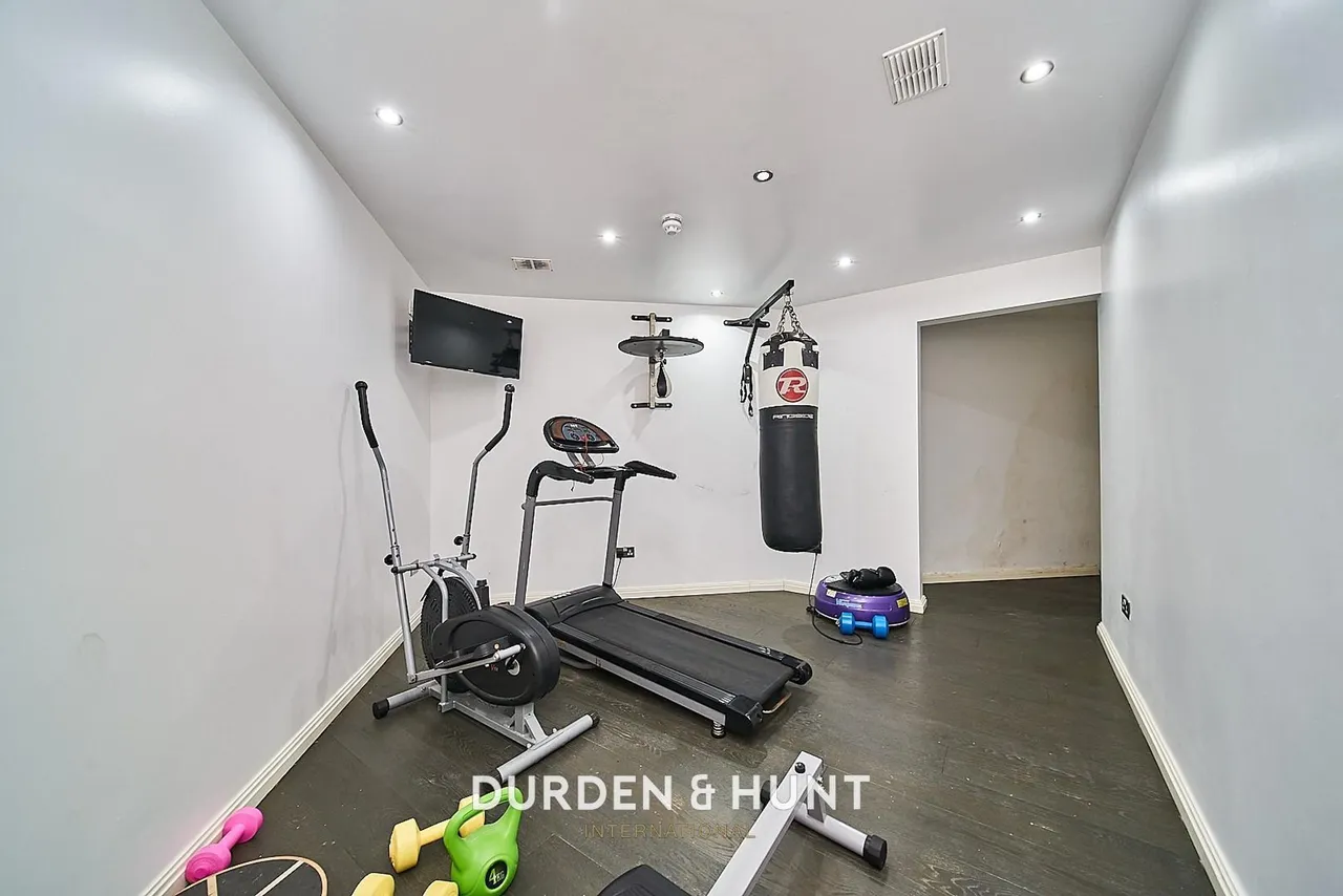 Eden Avenue, Chigwell, IG7, photo 21