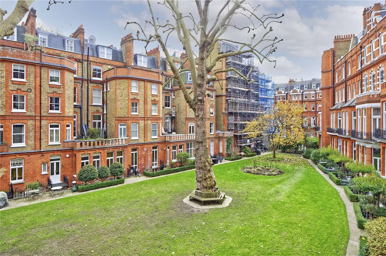 1 bed flat for sale — Egerton Gardens, Knightsbridge, London, SW3 2DB