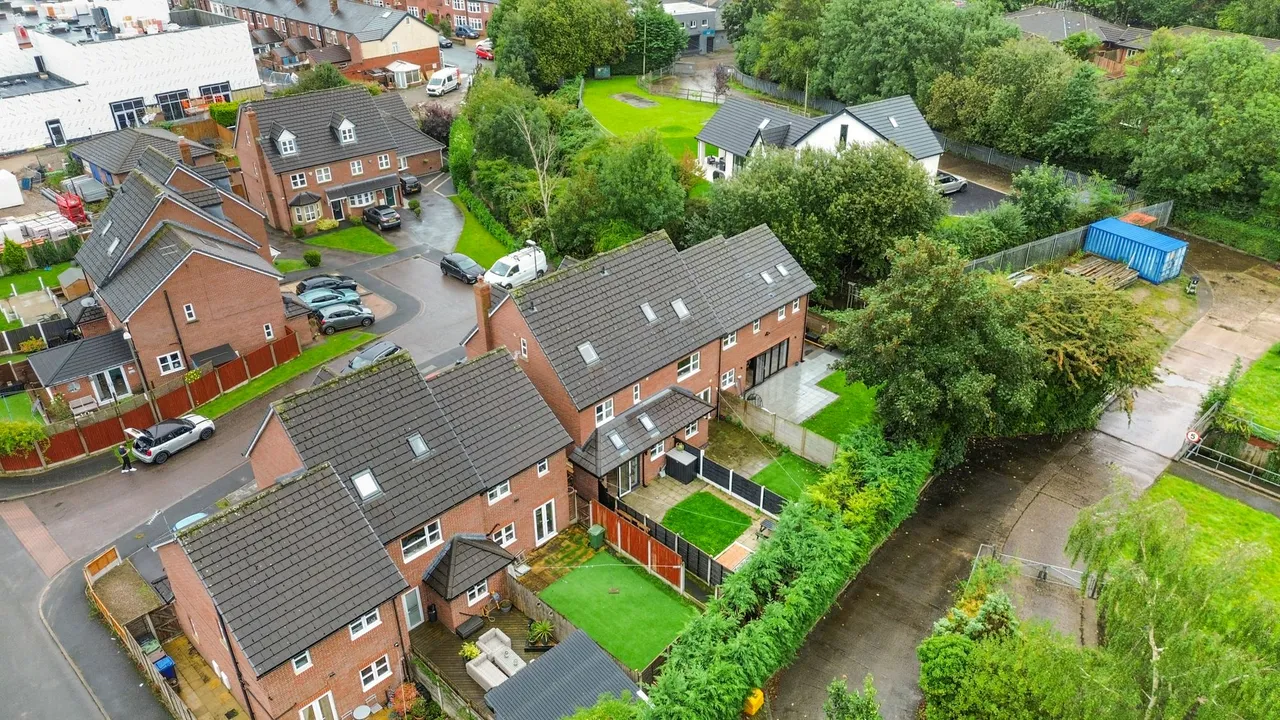 Hawkhurst Park, Leigh, WN7, photo 17