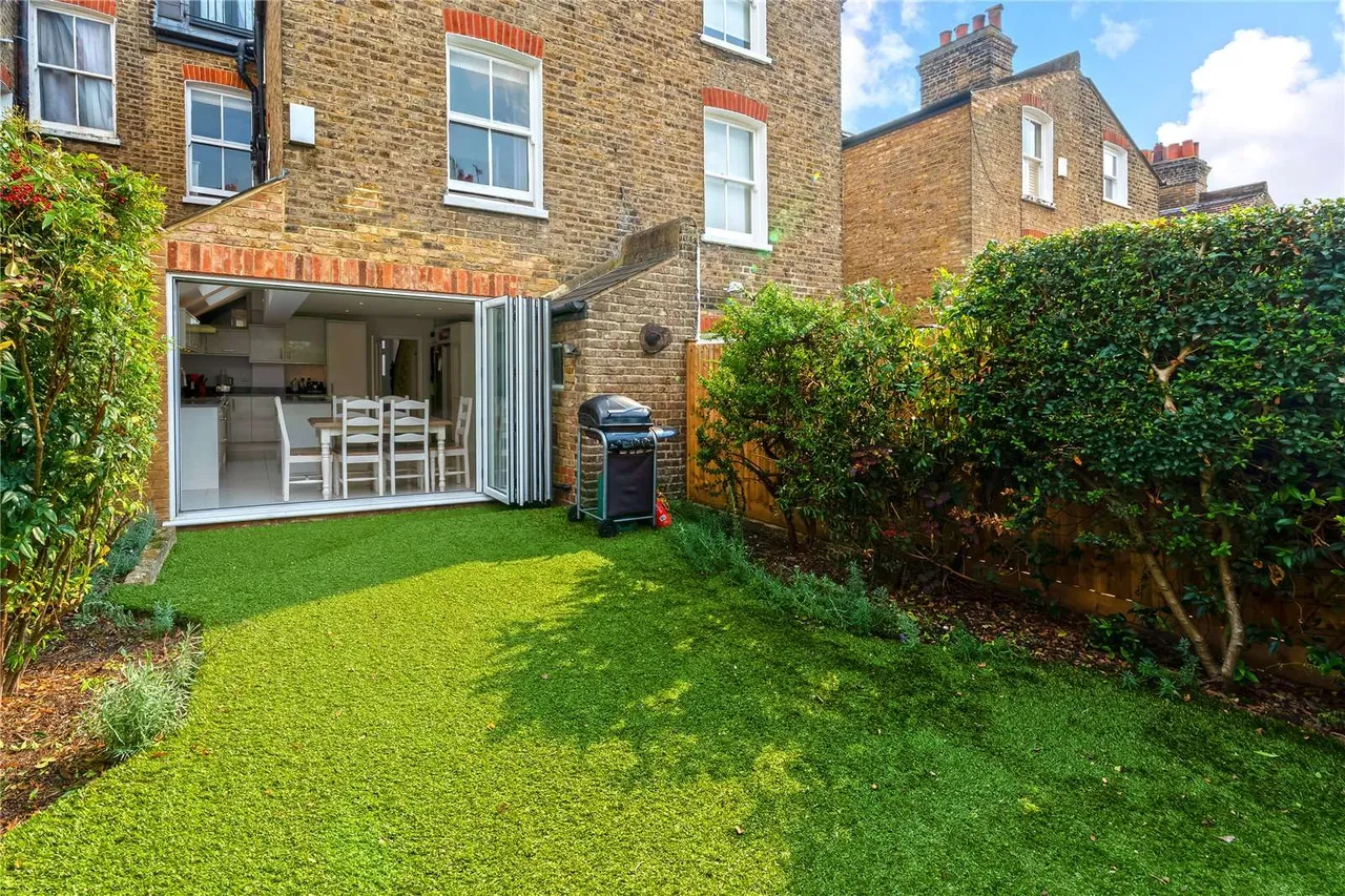 Bramfield Road, London, SW11 6PZ, photo 3